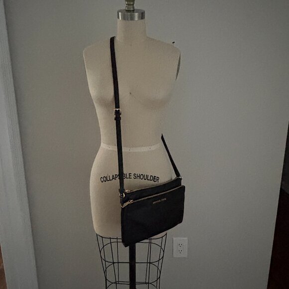 Michael Kors Pebbled Leather Black Crossbody Double Zip Adjustable Strap - Picture 1 of 11